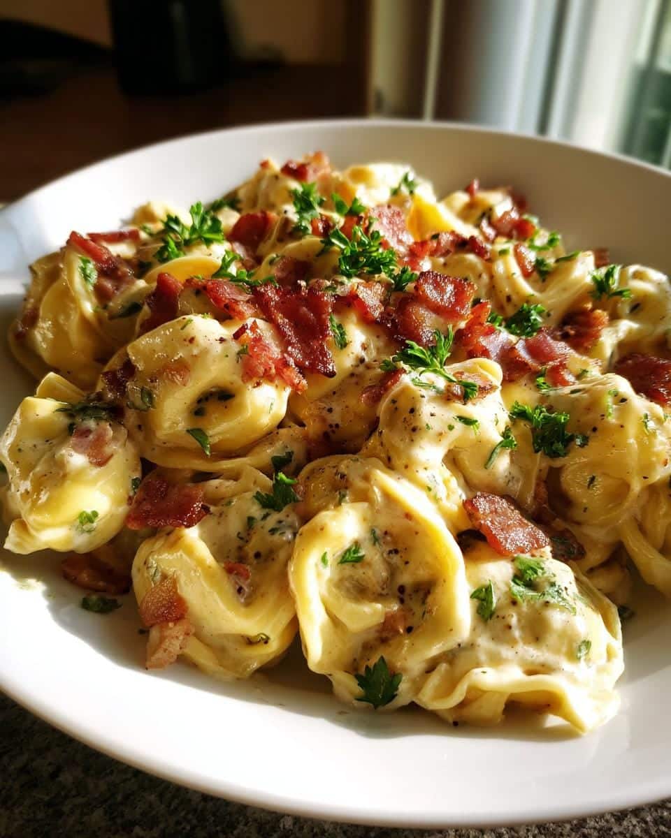 Irresistible 20-Minute Creamy Tortellini Carbonara Recipe 8 Creamy Tortellini Carbonara Recipe - detail 3
