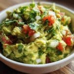 Creamy 3-Ingredient Guacamole Recipe That Will Steal Hearts 9 guacamole recipe