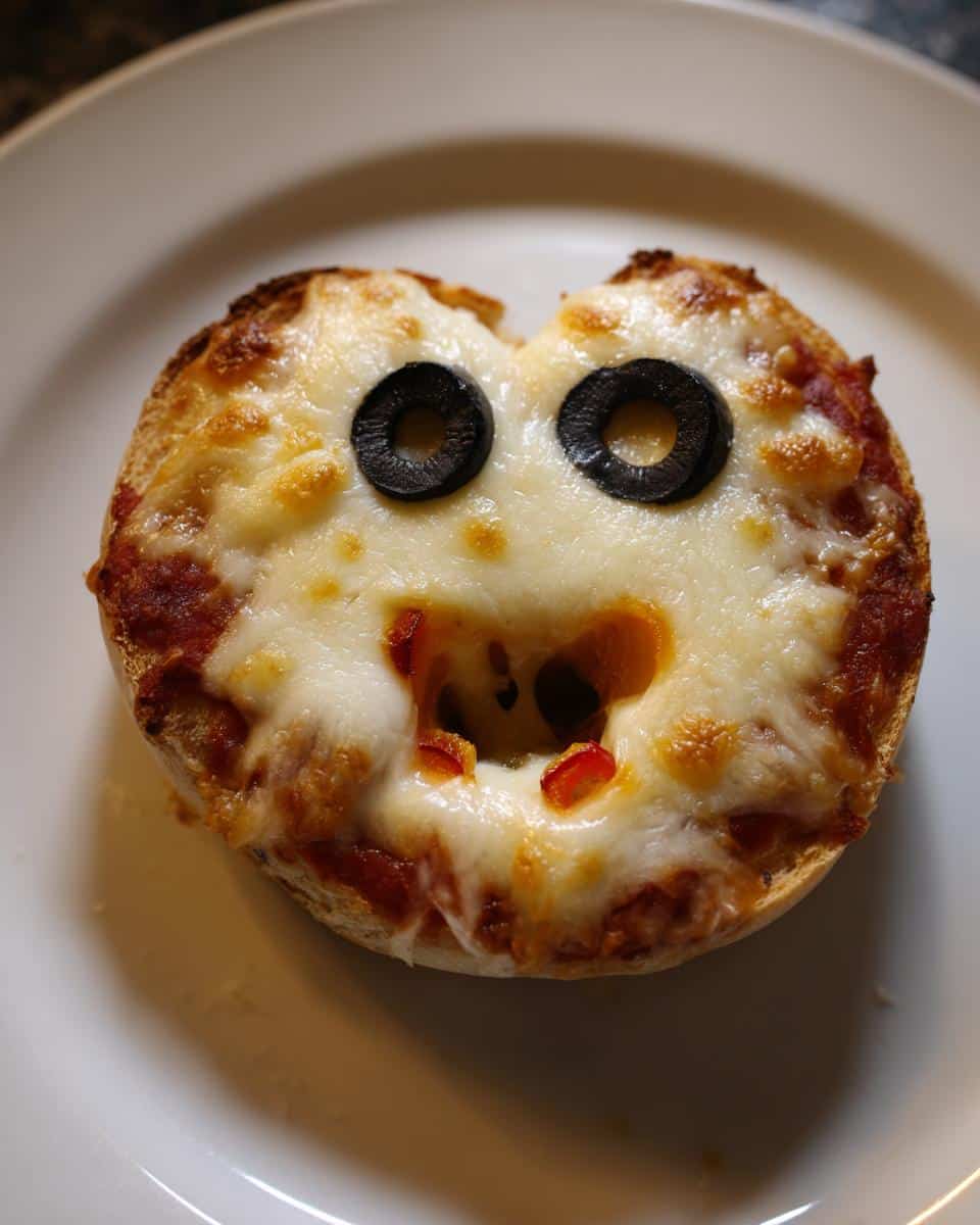 Ghostly Pizza Bagels - detail 1