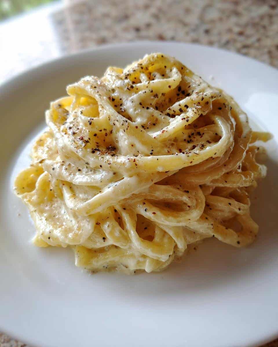 Creamy Be Very Alfredo Sauce Recipe in Just 15 Minutes 7 Be Very Alfredo - detail 2
